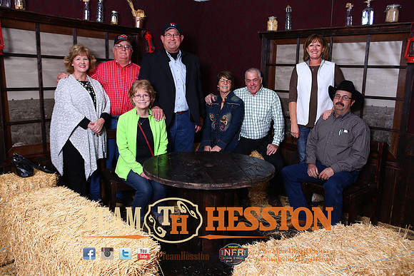 J1049461