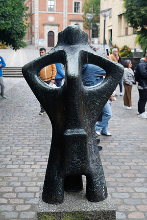 G2008874