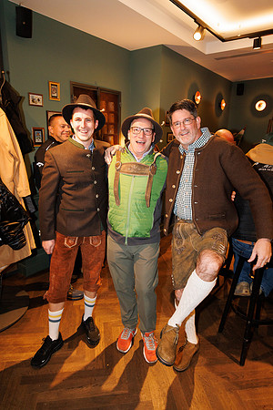 048A1121_14mp