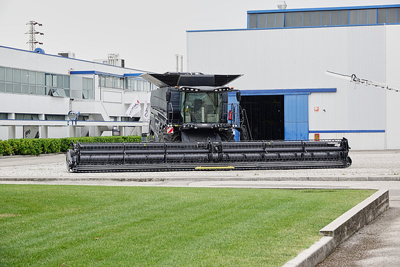 JR004249_6MP