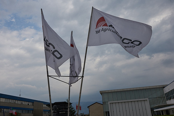 J1264204_6MP