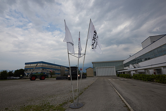 J1264200_6MP